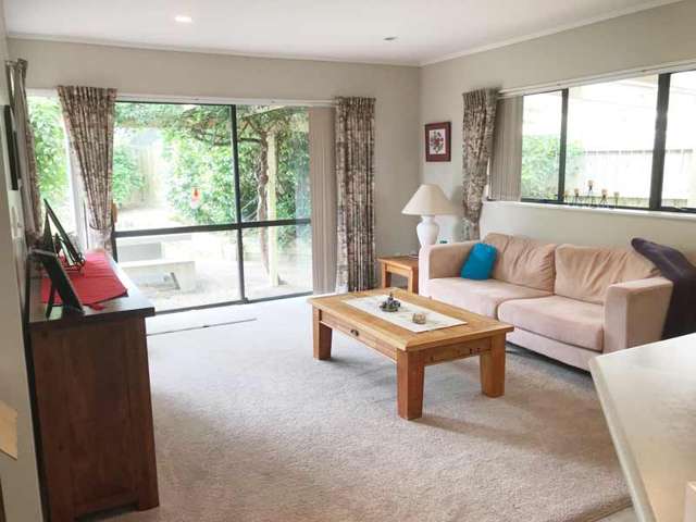 36 Channing Crescent Botany Downs_3