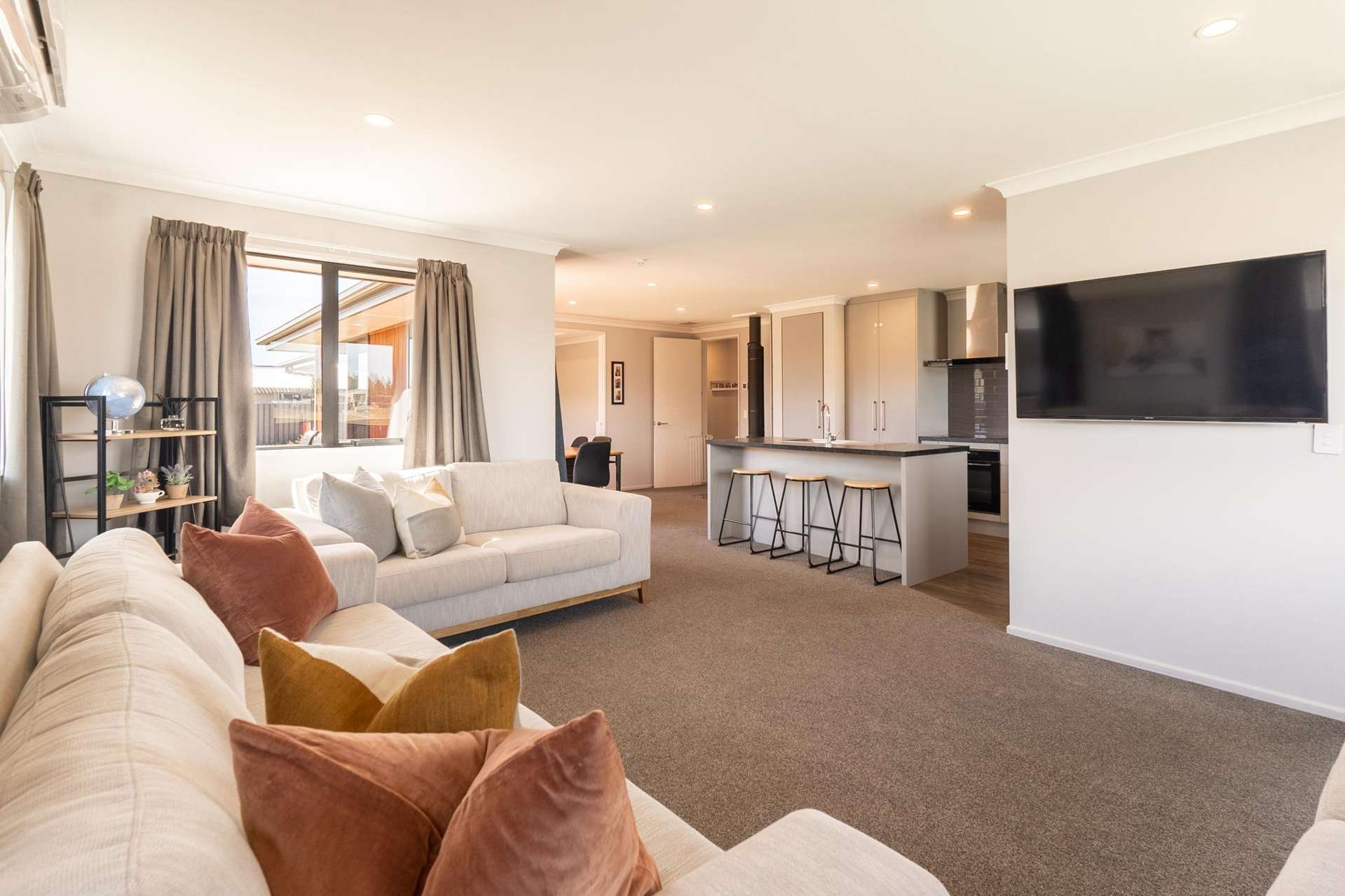 27 Lakeland Avenue Twizel_0