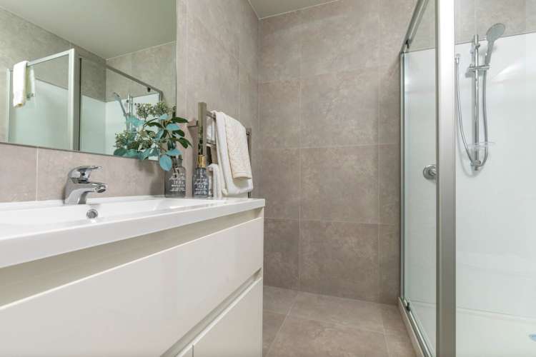 8 Seafarer Crescent Stanmore Bay_25