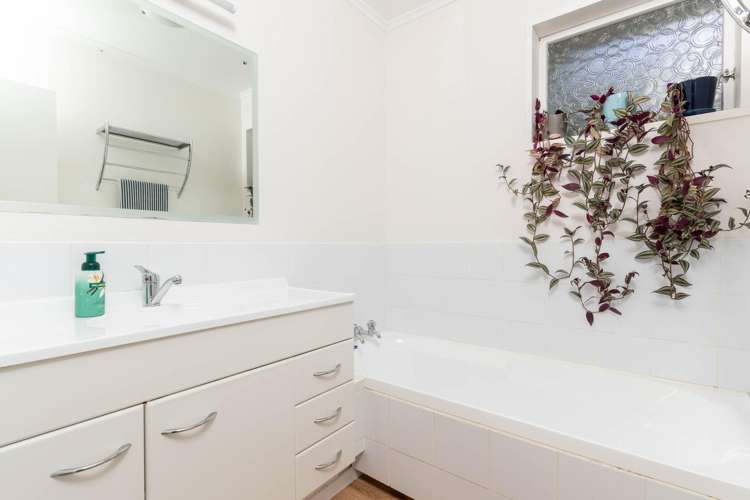 9 Dormar Place Churton Park_10