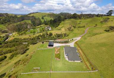 200e Valley Road_1