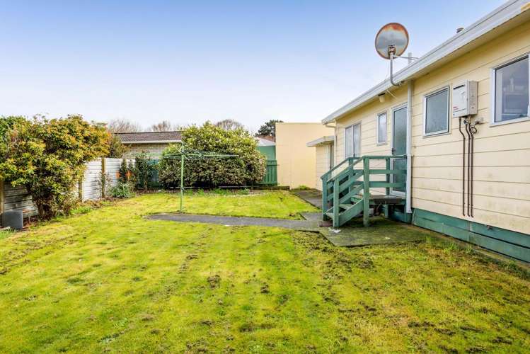1 Charles Major Place Hawera_10