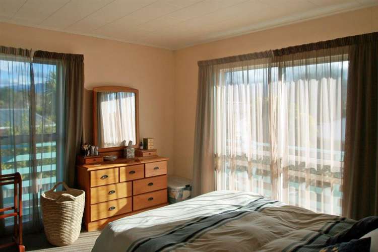 19 Feary Crescent Takaka_10