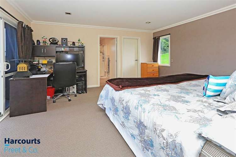 15 Kenley Heights Flat Bush_7