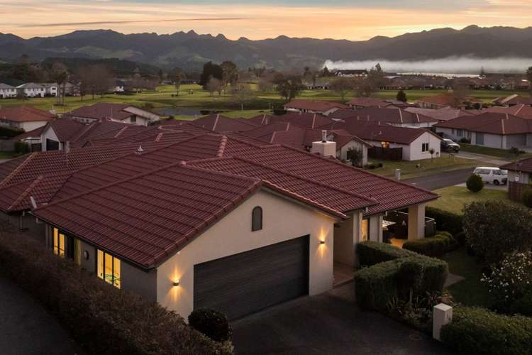 16 Carnoustie Place Aongatete_43