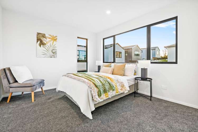 2/90 Picasso Drive West Harbour_19
