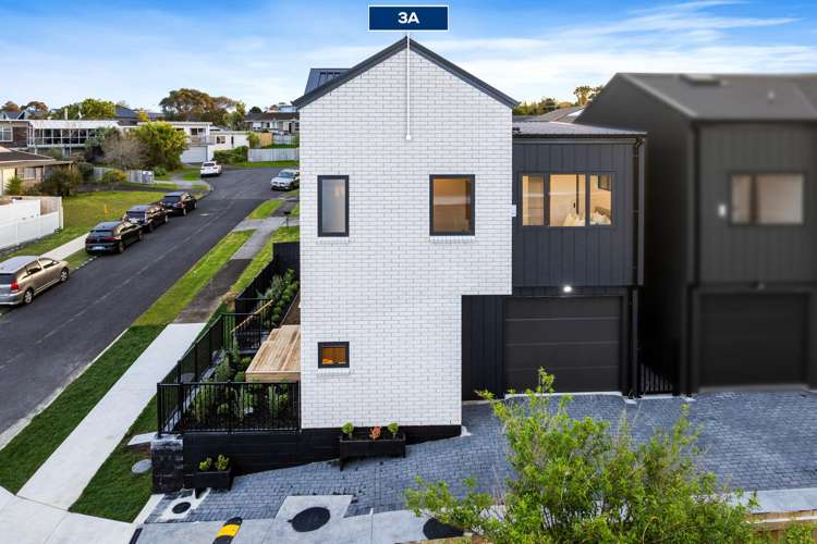 3A, 3B and 3D Towra Place Botany Downs_38