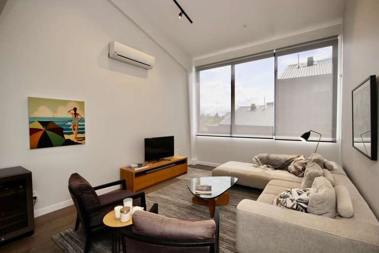 9/10 Central Road Kingsland_10