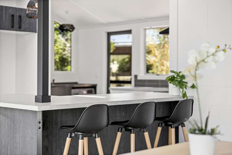 146 Mt View Road Bastia Hill_8