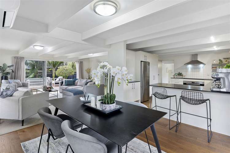 10 Sanctuary Point Sunnyhills_13