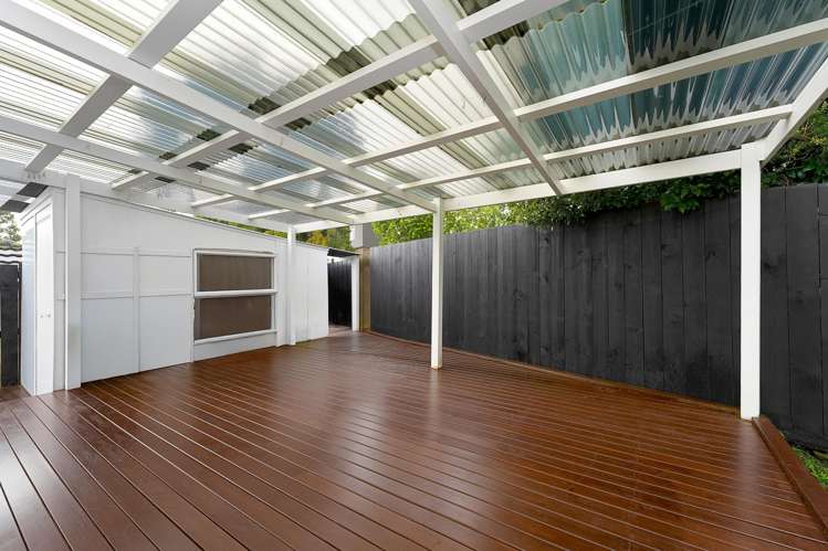30A Leo Street Glen Eden_16