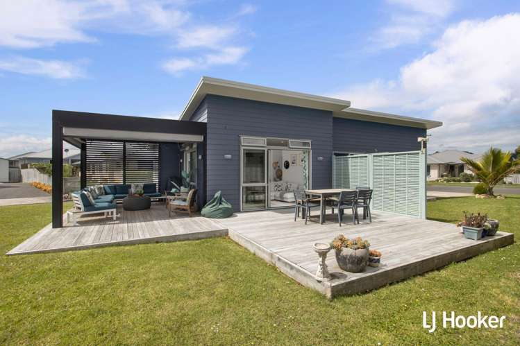 16 Reel Road Waihi Beach_0