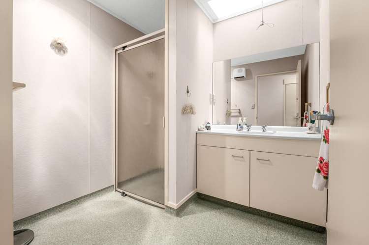 93 Grosvenor Gardens Flagstaff_11