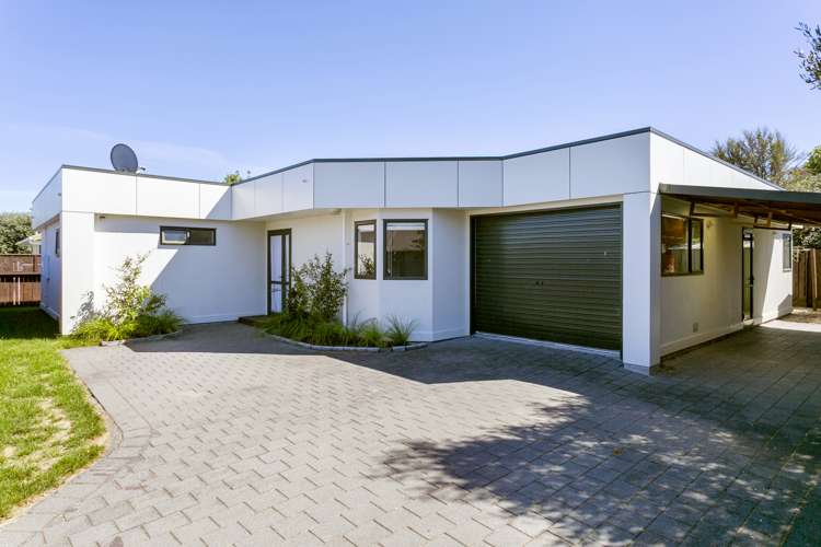 2/12 Laughton Street Taupo_17