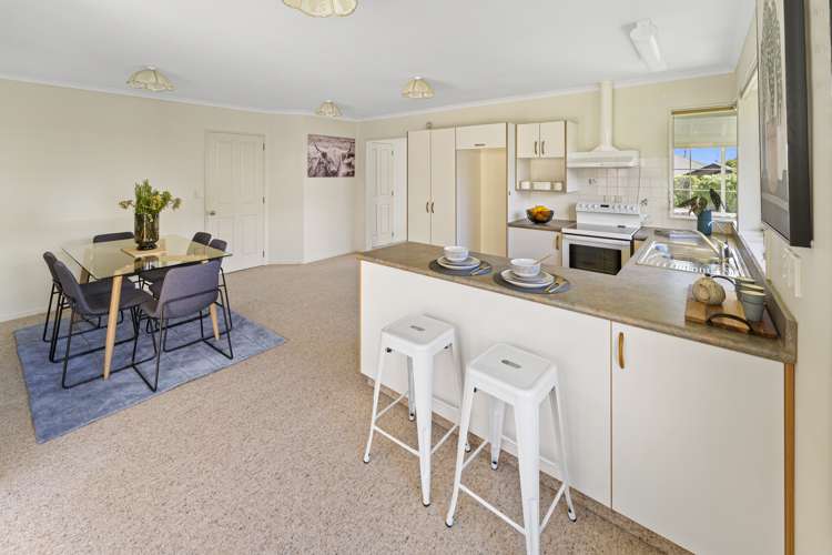 53 Kingsford Drive Stoke_6