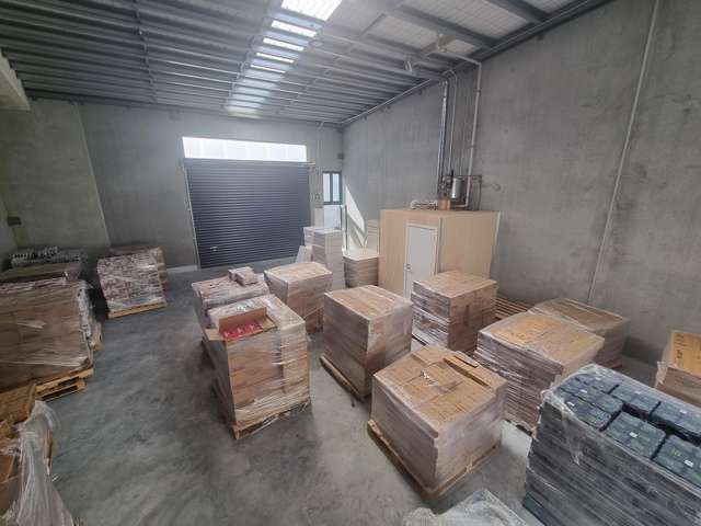 Unit 62/49 Bouverie Street Petone_3