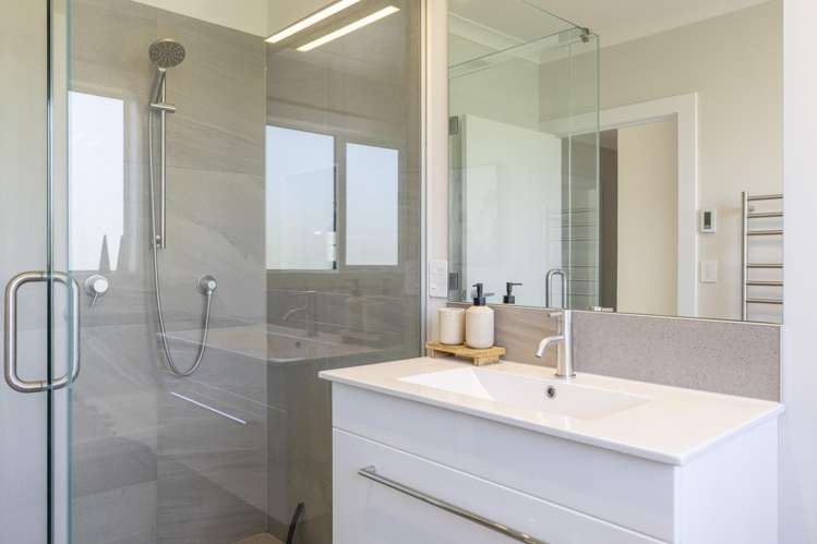 7 Lochinvar Lane Acacia Bay_32