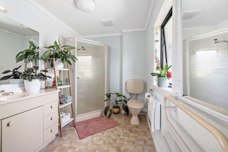 465 Clarks Beach Road Waiau Pa_9