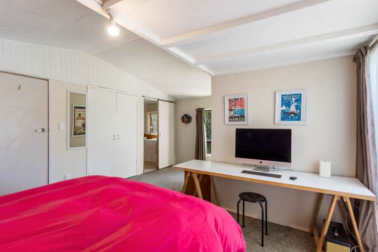 152 Titirangi Road New Lynn_16