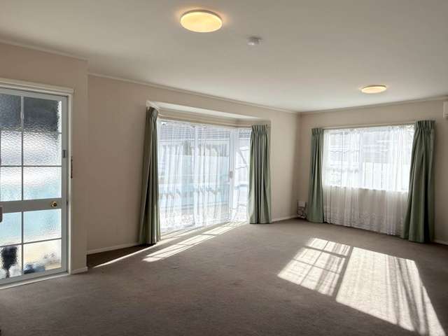 2/67 Stredwick Drive Torbay_2