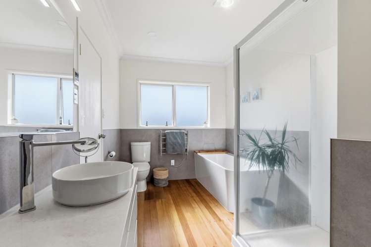 25 Kelvin Place Hamilton East_19