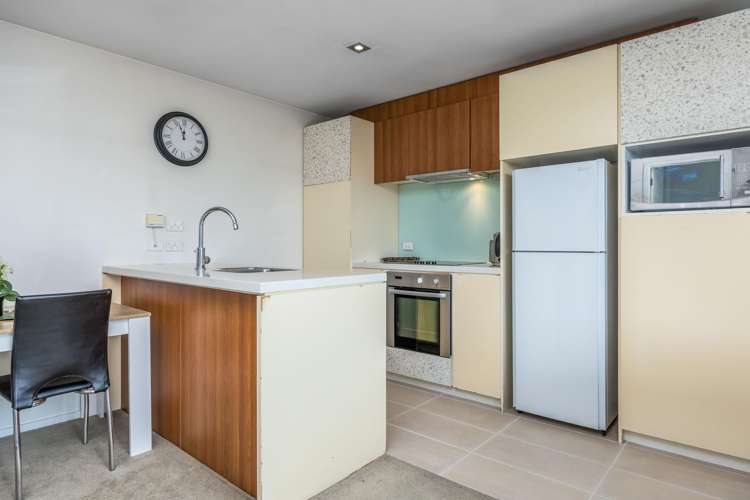 327/8 Dockside Lane Auckland Central_6