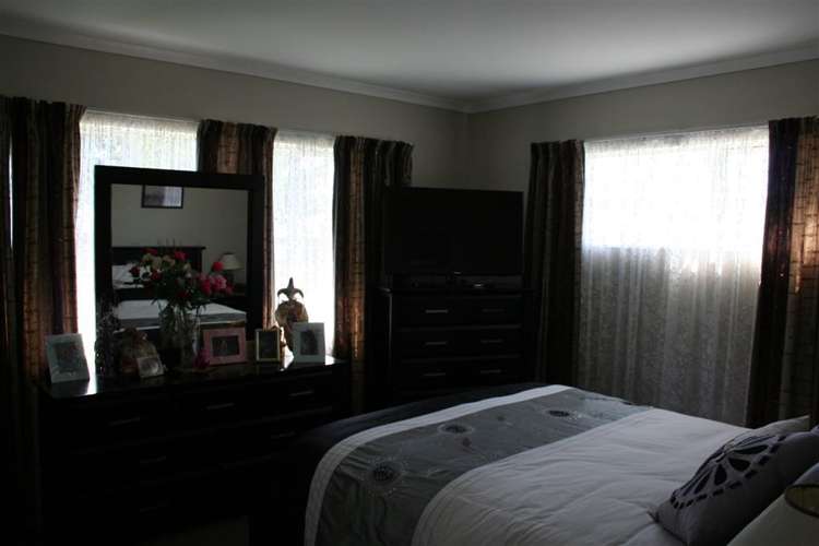 8a Norman Street Waitara_7