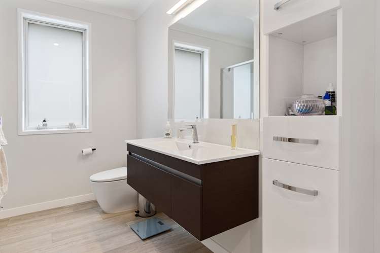 9c Tui Glen Omokoroa_10