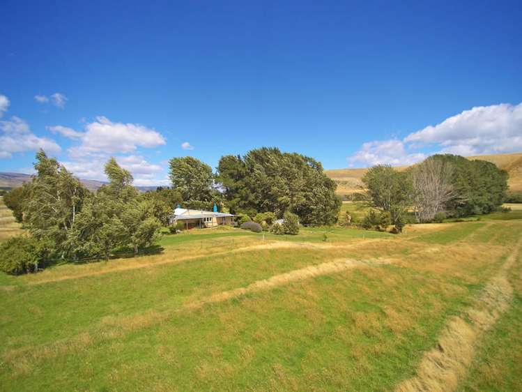 769 Ardgour Road Westland Surrounds_18