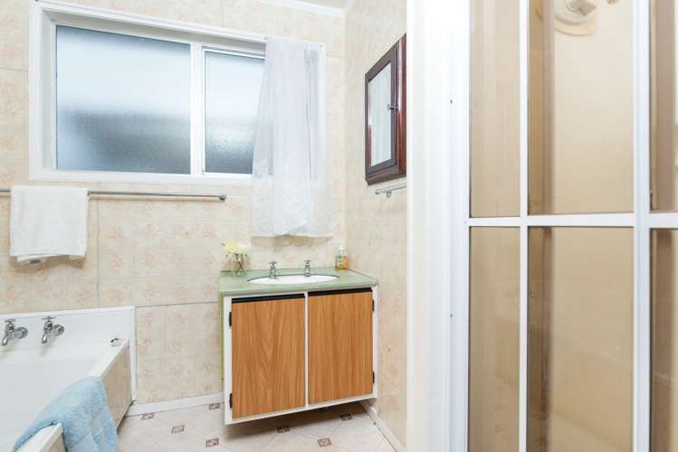 15 Kelman Road Kelston_20