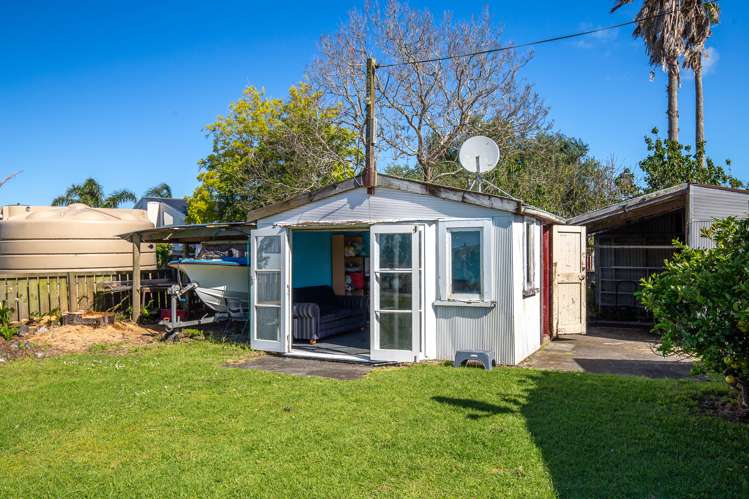 1261b East Coast Road Whakatiwai_14