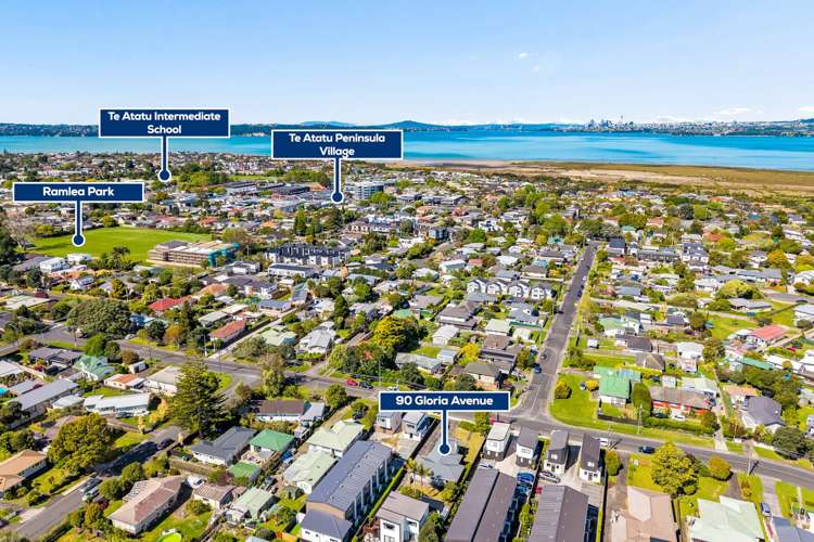 90 Gloria Avenue Te Atatu Peninsula_14