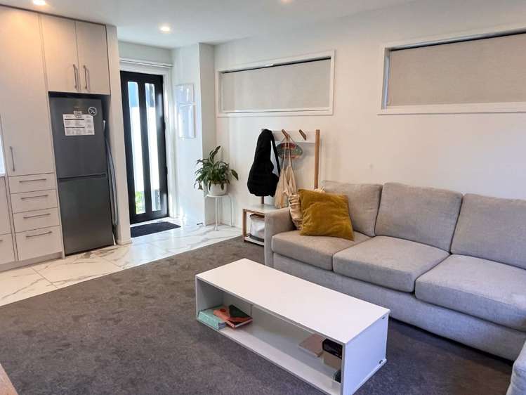 2/41 Gracefield Avenue Christchurch Central_3