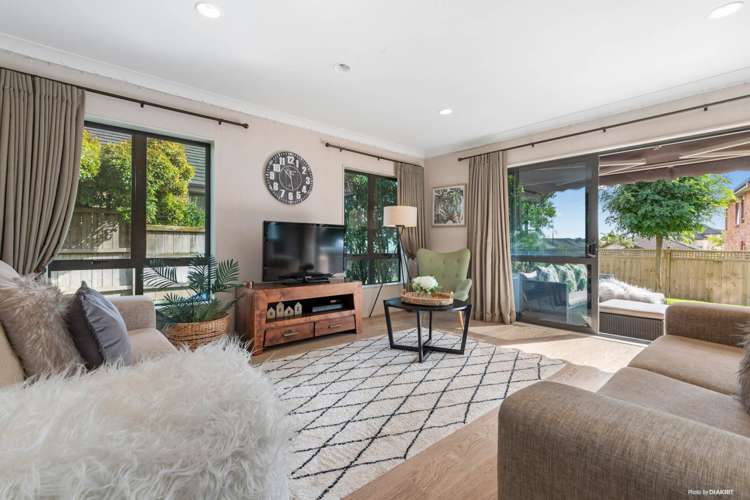 19 Turnberry Drive Wattle Downs_3