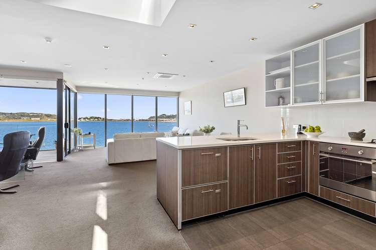 S504/326 Evans Bay Parade Hataitai_10