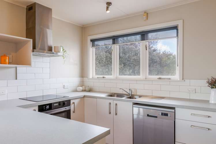 26 Jull Crescent Waipukurau and Surrounds_3