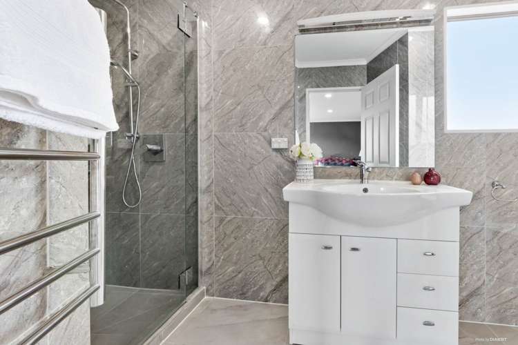 3 Zamora Lane Mount Roskill_11