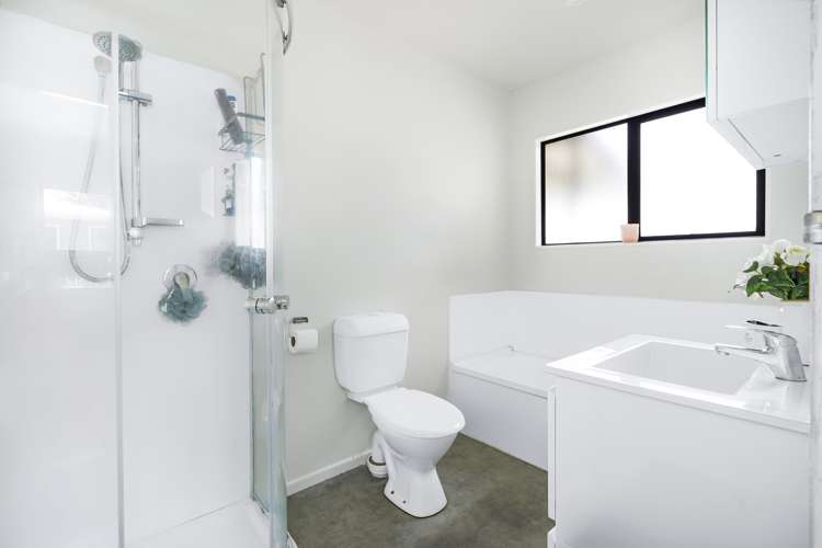 71b Saxbys Road Deanwell_14