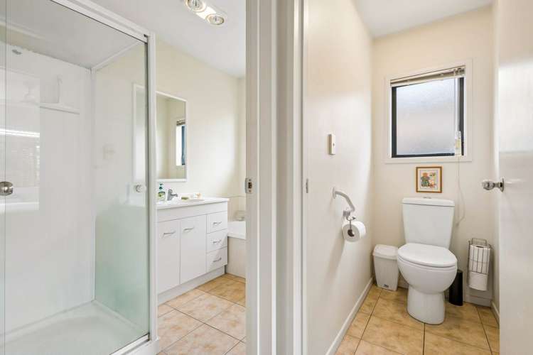 1 Carnoustie Drive Wattle Downs_11