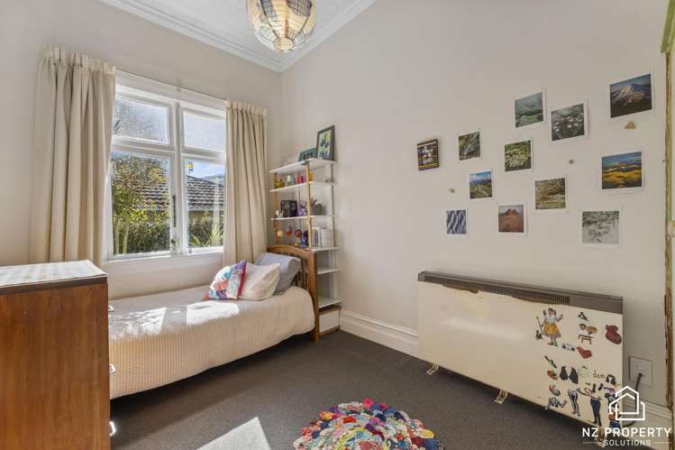 18 Royston Street North East Valley_11