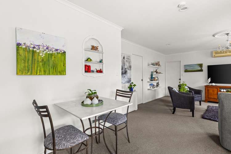 65A Kensington Drive Taradale_6