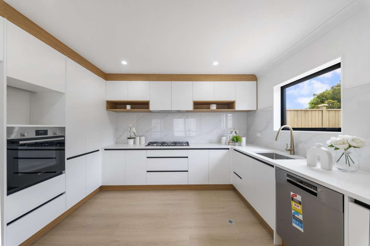 2/75 Titirangi Road_2