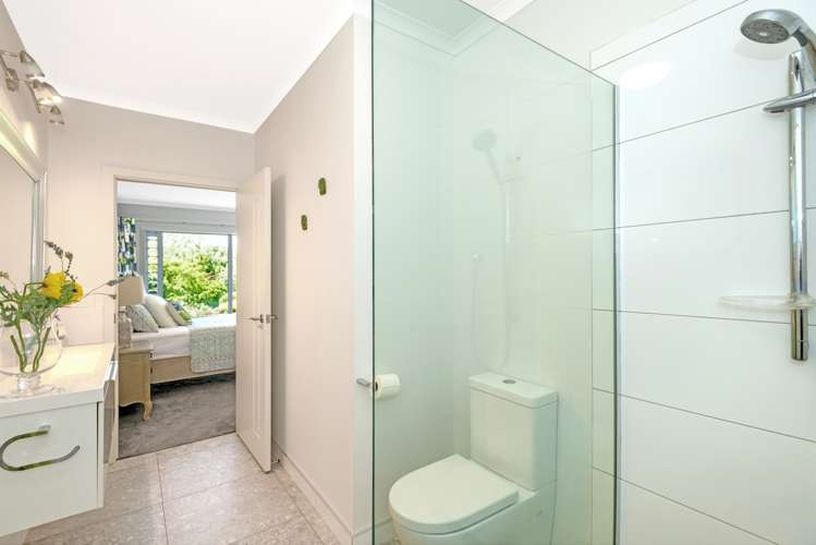 24 Charteris Rise Riverdale_9