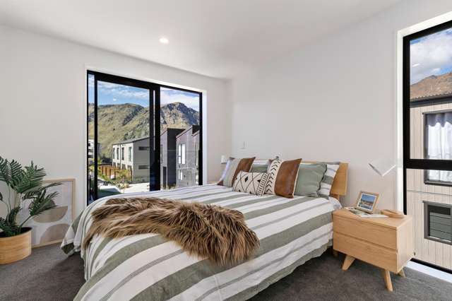 30/161 Arthurs Point Arthurs Point_2