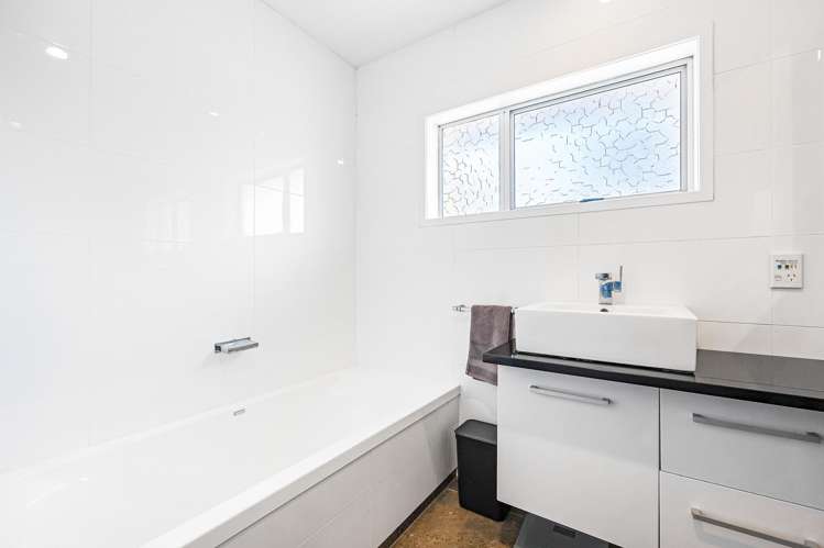 14A Kowhai Road Campbells Bay_14