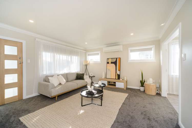 4 Bristol Crescent Roslyn_5