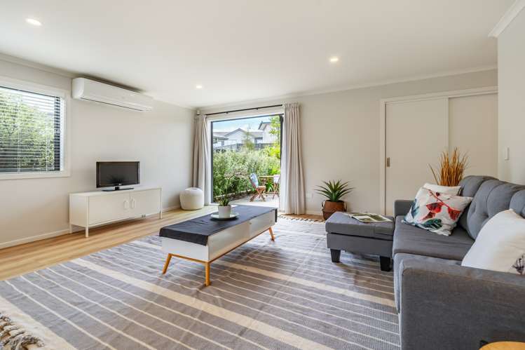 6 Pateke Drive Porirua_8