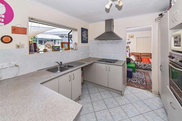 78 Etherton Drive Manurewa_4