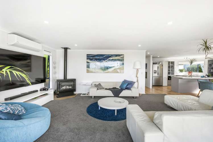3/1013 Beach Road Torbay_10