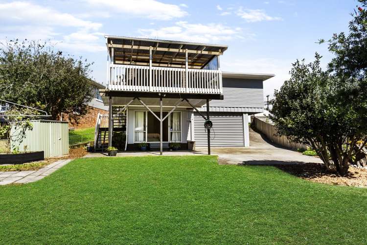8 Huruhuru Road Massey_21